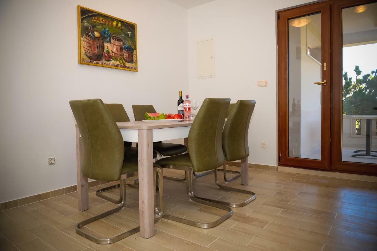 Apartment Markioli Povlja  Eksteriør bilde